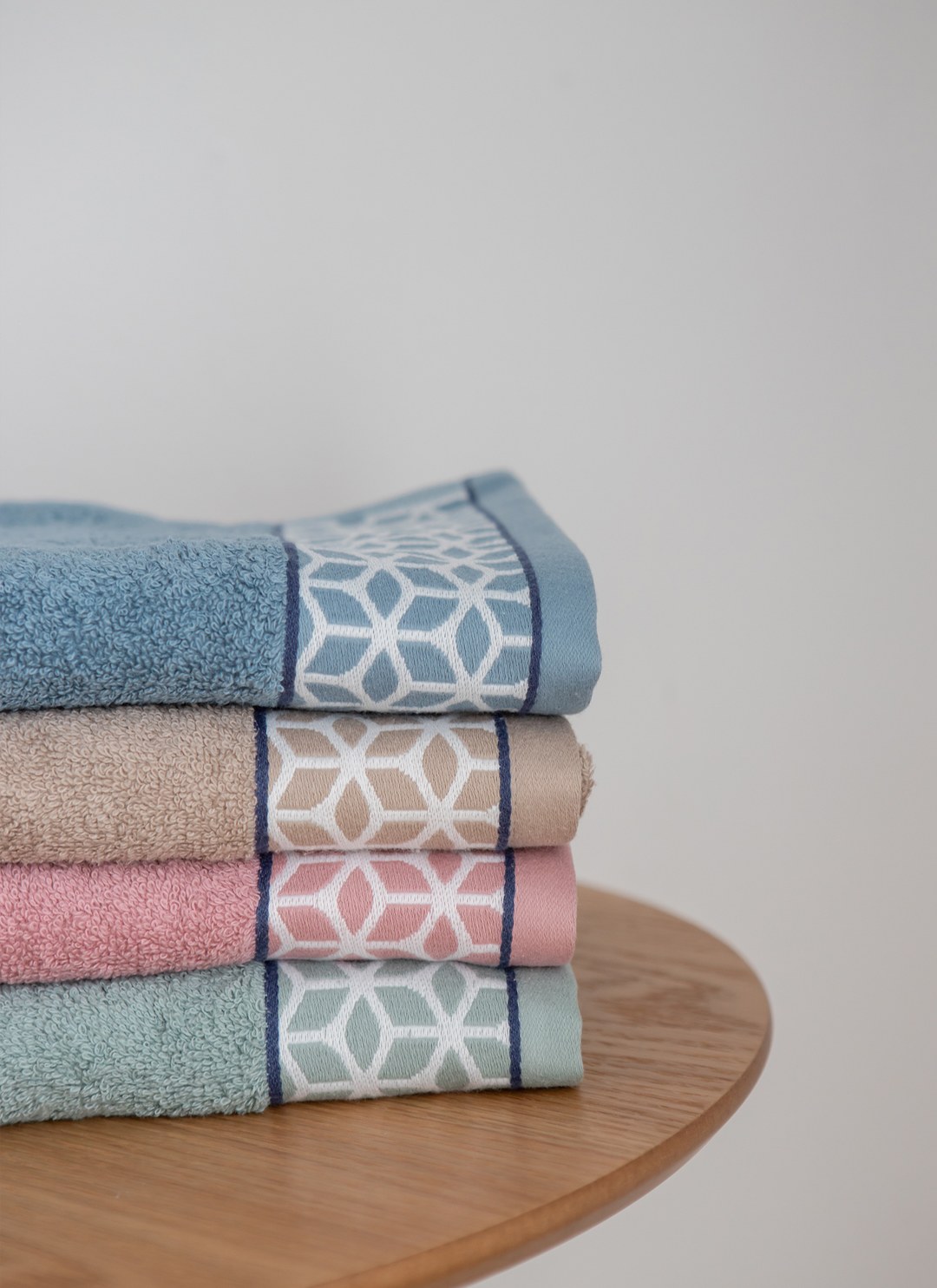 緞編水立方 - 毛巾 / 浴巾